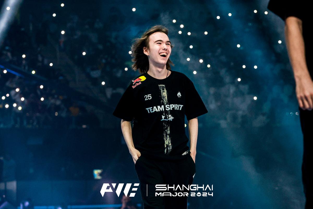 Doinb回应退役：本来就是打算回家养猪，但计划有变！